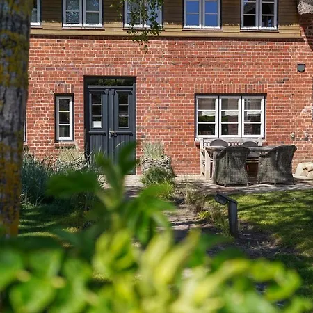 Stroenwai Apartment Westerland